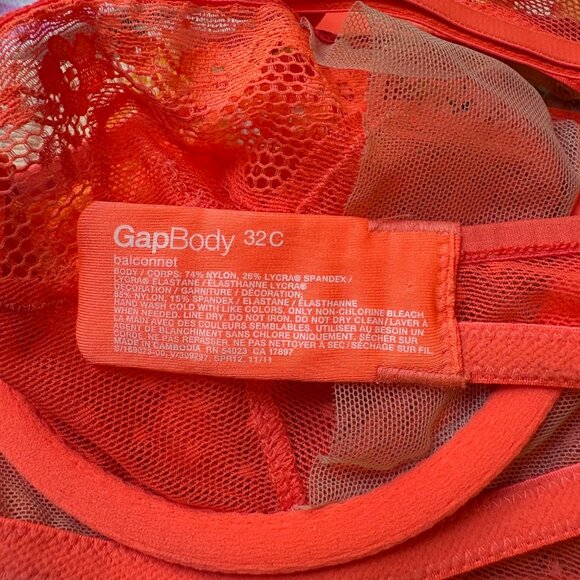 GapBody Lace Underwire Balconnet Bra, Size: 32C - Picture 3 of 3